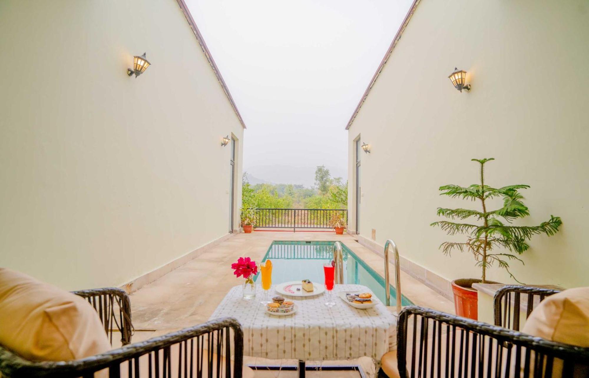 Guldaar Sariska - A Luxury Forest Resort Tehla Eksteriør billede